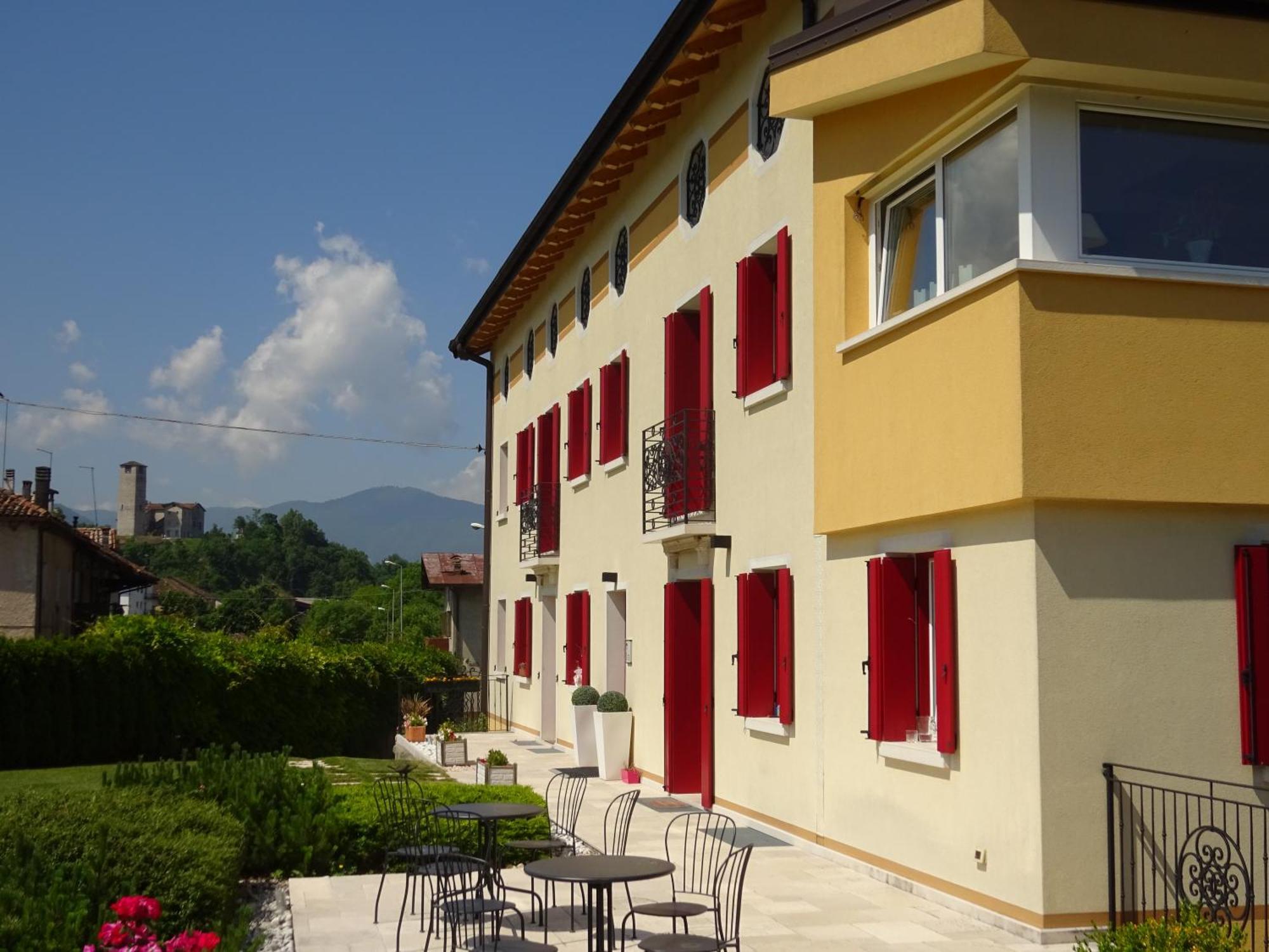 Bed and Breakfast Casa Novecento Feltre Exterior foto